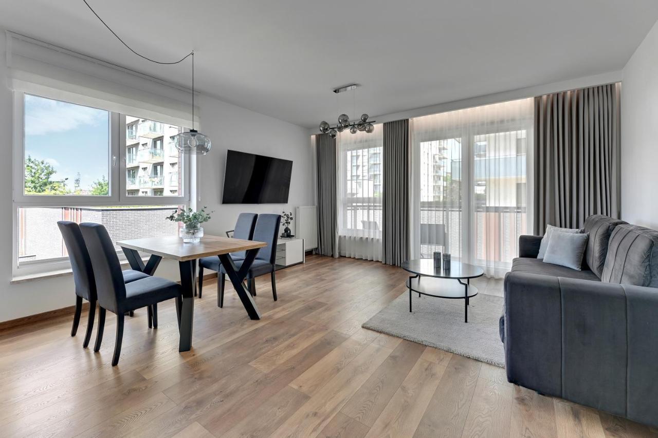 Bastion Walowa City Center & Parking By Downtown Apartments Гданск Екстериор снимка